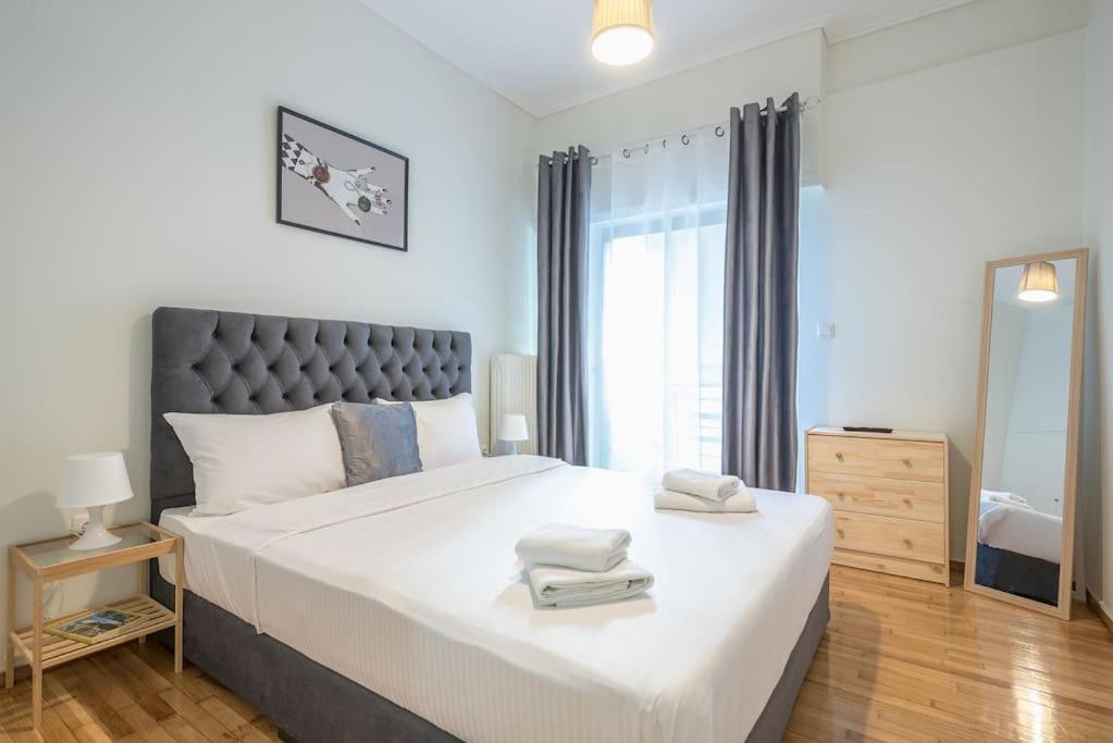 Nina,1 Minute From Metro Station Apartment Athens