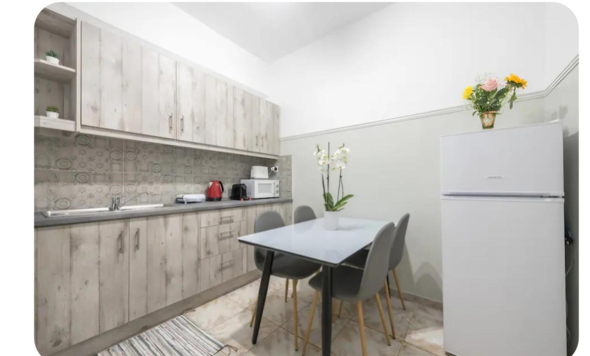 Apartment Nina,1 Minute From Metro Station